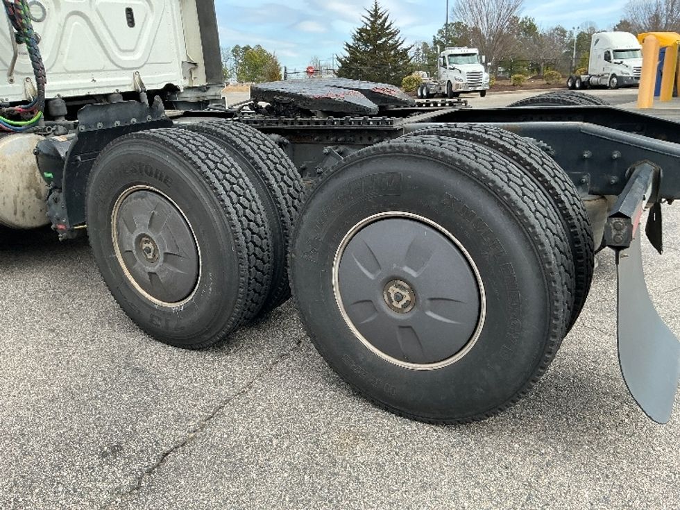 Day Cab Tractor-Heavy Duty Tractors-Freightliner-2020-T12664ST-Prince George-VA-846,897\n\t\tmiles-$ 28,750 - Image 18