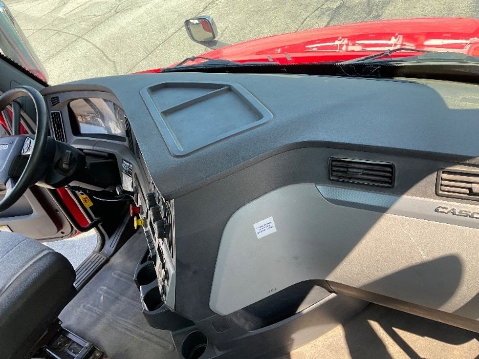 Day Cab Tractor-Heavy Duty Tractors-Freightliner-2020-T12664ST-Rochester-NY-277,938\n\t\tmiles-$ 54,000 - Image 13