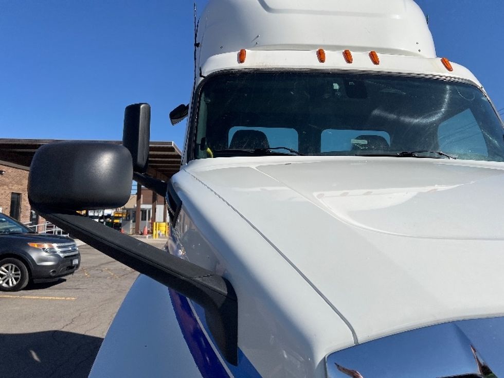 Day Cab Tractor-Heavy Duty Tractors-Freightliner-2020-T12664ST-Rochester-NY-753,842\n\t\tmiles-$ 28,750 - Image 20