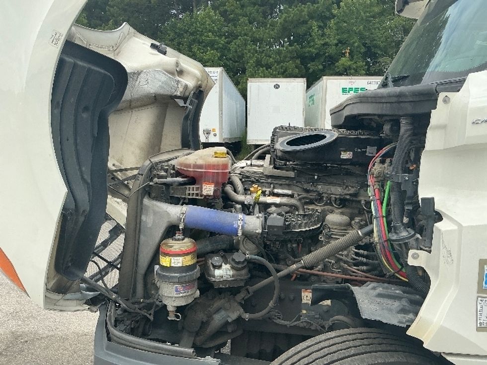 Day Cab Tractor-Heavy Duty Tractors-Freightliner-2020-T12664ST-Rocky Mount-NC-355,301\n\t\tmiles-$ 57,500 - Image 16