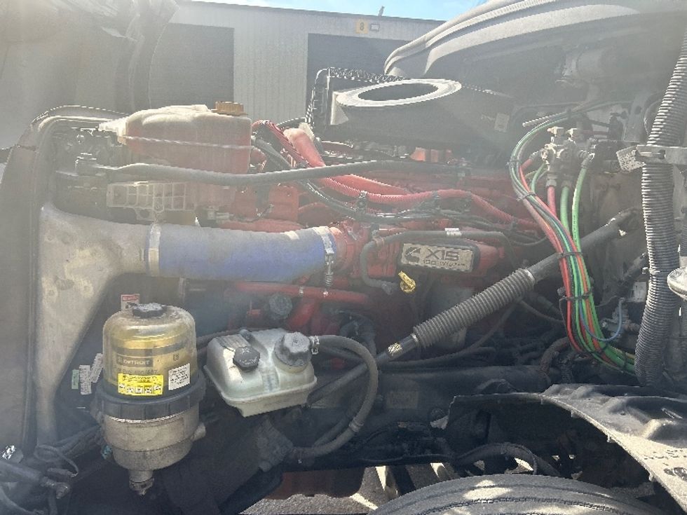 Day Cab Tractor-Heavy Duty Tractors-Freightliner-2020-T12664ST-Rocky Mount-NC-356,802\n\t\tmiles-$ 63,250 - Image 16