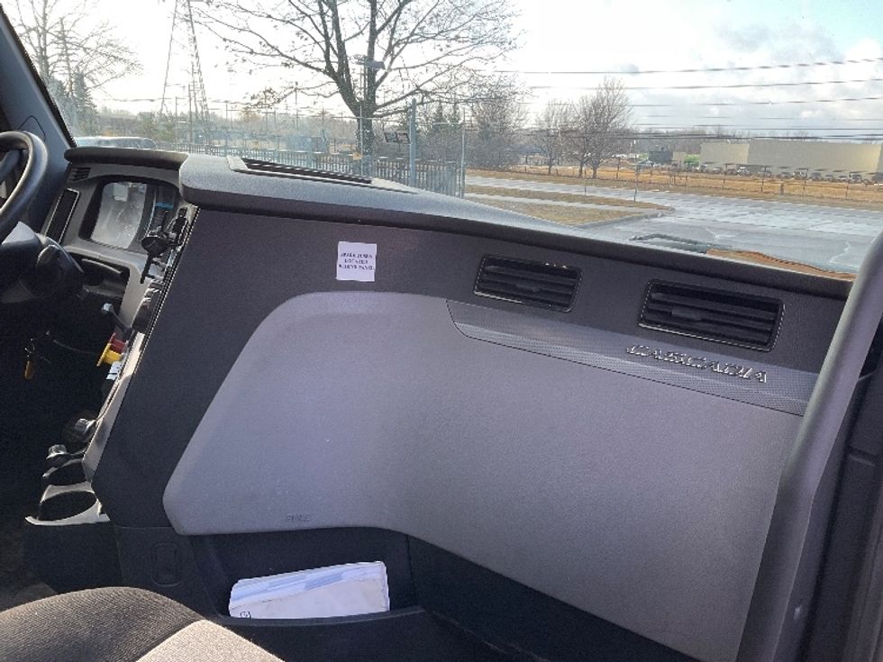 Day Cab Tractor-Heavy Duty Tractors-Freightliner-2020-T12664ST-Romulus-MI-298,849\n\t\tmiles-$ 46,250 - Image 12