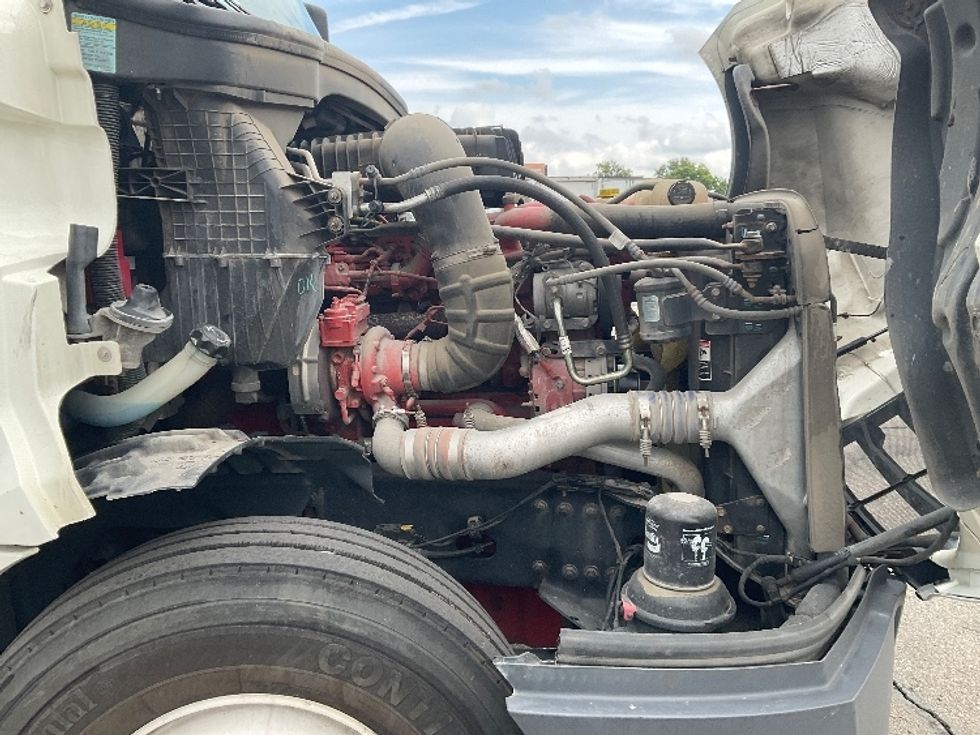 Day Cab Tractor-Heavy Duty Tractors-Freightliner-2020-T12664ST-Romulus-MI-361,035\n\t\tmiles-$ 50,000 - Image 15