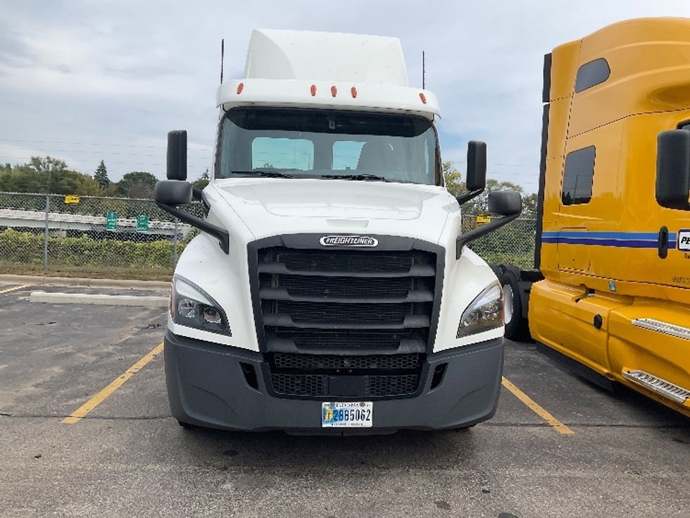 Day Cab Tractor-Heavy Duty Tractors-Freightliner-2020-T12664ST-Romulus-MI-361,035\n\t\tmiles-$ 50,000 - Image 2