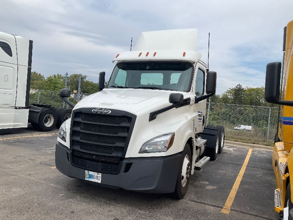 Day Cab Tractor-Heavy Duty Tractors-Freightliner-2020-T12664ST-Romulus-MI-361,035\n\t\tmiles-$ 50,000 - Image 3