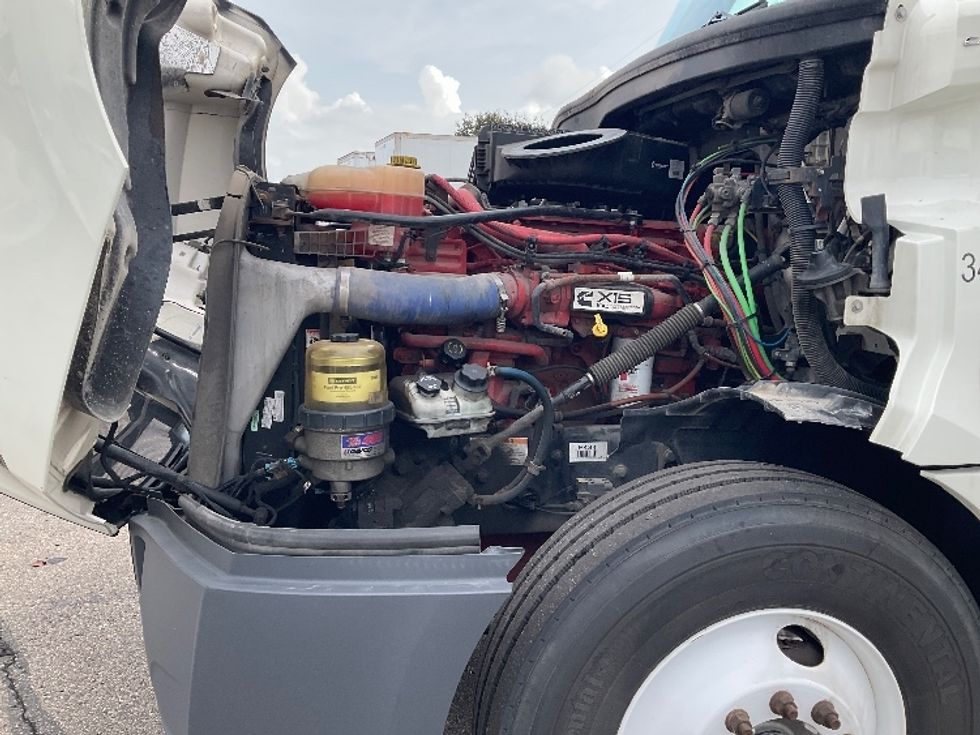 Day Cab Tractor-Heavy Duty Tractors-Freightliner-2020-T12664ST-Romulus-MI-372,821\n\t\tmiles-$ 49,500 - Image 15