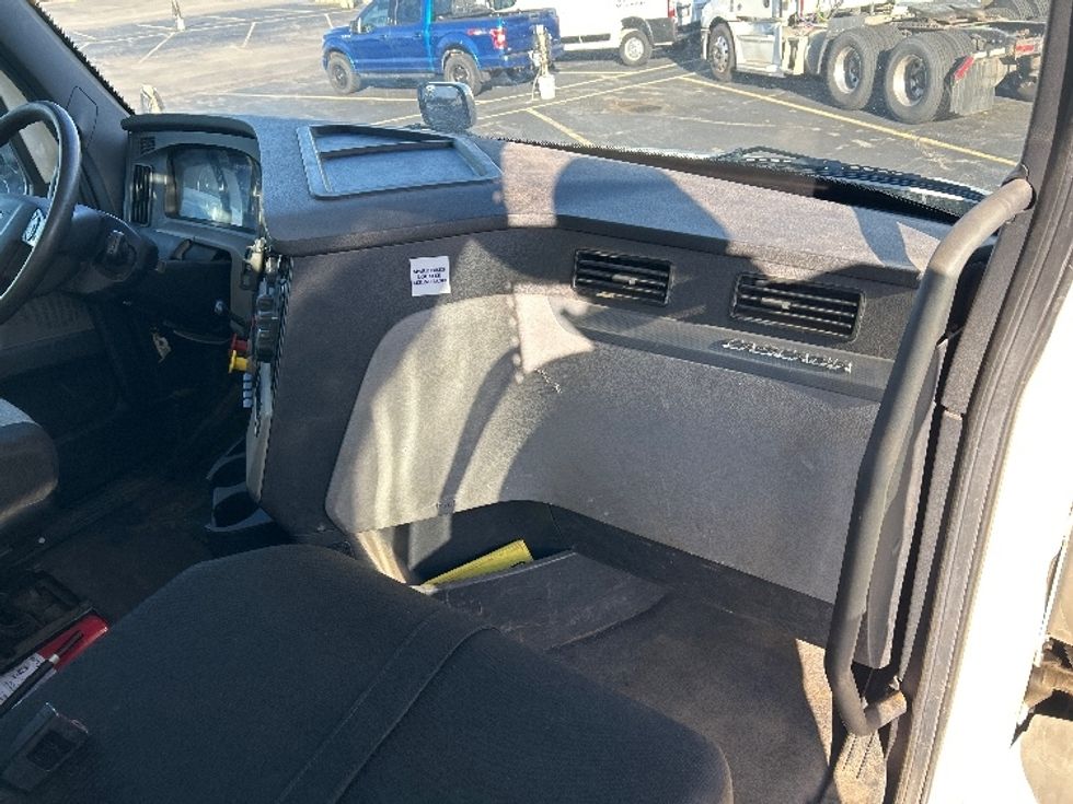 Day Cab Tractor-Heavy Duty Tractors-Freightliner-2020-T12664ST-Rothschild-WI-375,214\n\t\tmiles-$ 55,750 - Image 13