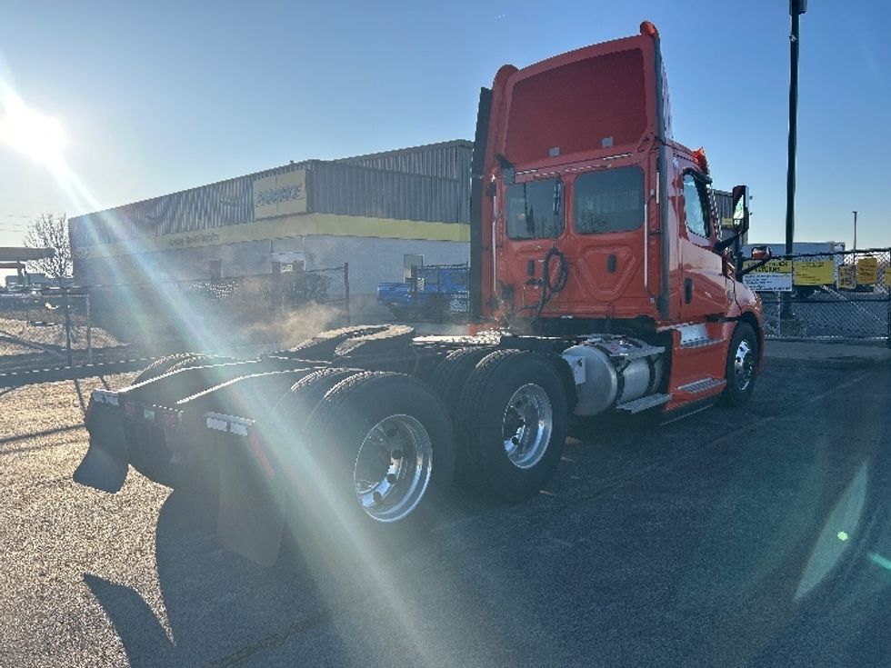 Day Cab Tractor-Heavy Duty Tractors-Freightliner-2020-T12664ST-Rothschild-WI-505,753\n\t\tmiles-$ 41,250 - Image 7