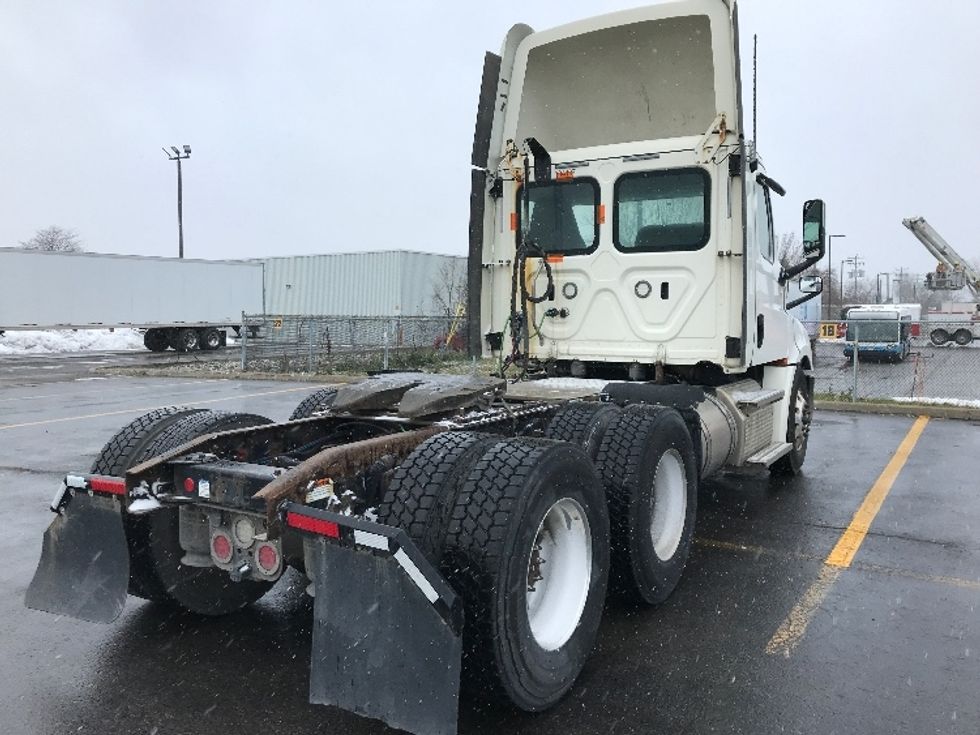Day Cab Tractor-Heavy Duty Tractors-Freightliner-2020-T12664ST-Saint Laurent-PQ-383,073\n\t\tkm-$ 74,750 - Image 7