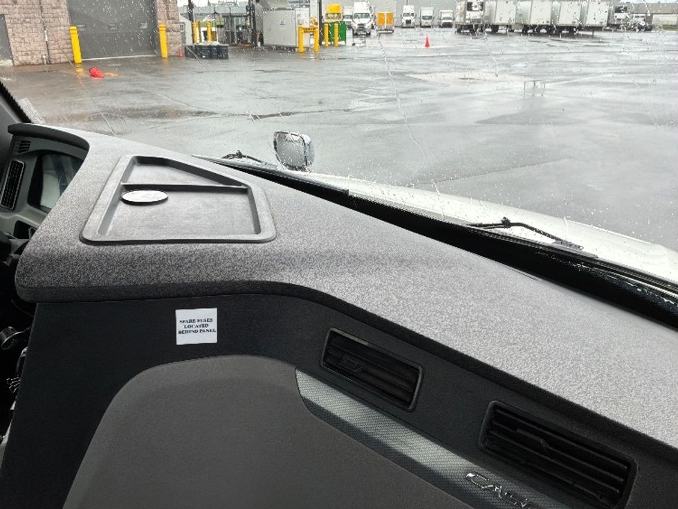 Day Cab Tractor-Heavy Duty Tractors-Freightliner-2020-T12664ST-Saint Laurent-PQ-407,875\n\t\tkm-$ 73,750 - Image 13