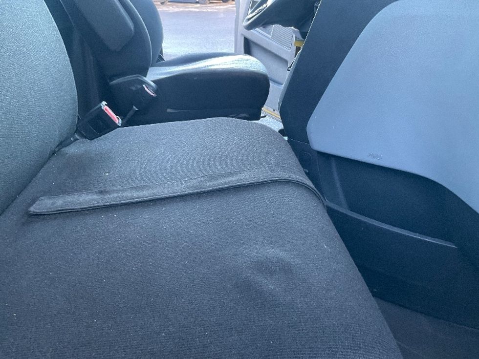 Day Cab Tractor-Heavy Duty Tractors-Freightliner-2020-T12664ST-Saint Laurent-PQ-461,091\n\t\tkm-$ 65,500 - Image 14