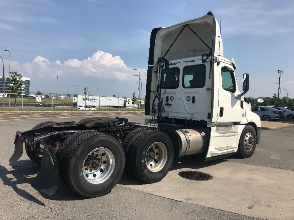 Day Cab Tractor-Heavy Duty Tractors-Freightliner-2020-T12664ST-Saint Laurent-PQ-505,982\n\t\tkm-$ 71,500 - Image 7