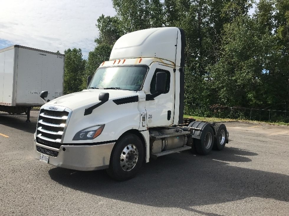 Day Cab Tractor-Heavy Duty Tractors-Freightliner-2020-T12664ST-Saint Laurent-PQ-511,623\n\t\tkm-$ 71,250 - Image 3