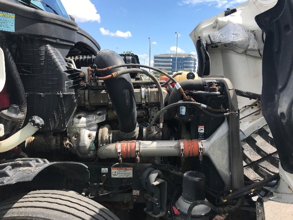 Day Cab Tractor-Heavy Duty Tractors-Freightliner-2020-T12664ST-Saint Laurent-PQ-625,713\n\t\tkm-$ 66,750 - Image 15