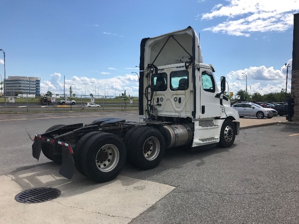 Day Cab Tractor-Heavy Duty Tractors-Freightliner-2020-T12664ST-Saint Laurent-PQ-625,713\n\t\tkm-$ 66,750 - Image 7