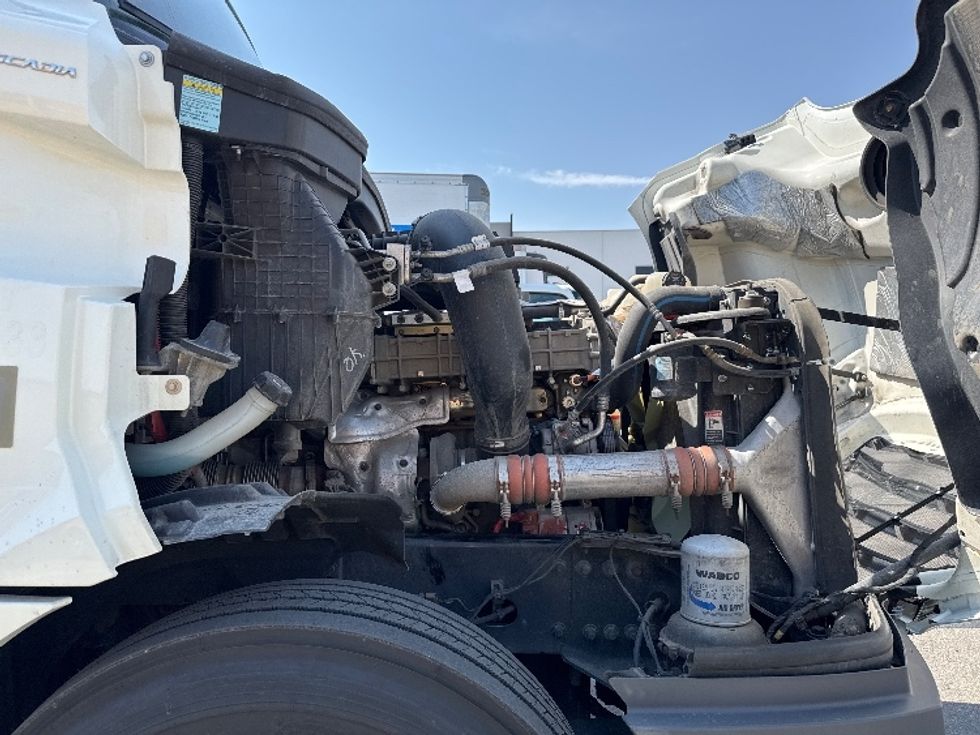 Day Cab Tractor-Heavy Duty Tractors-Freightliner-2020-T12664ST-Salt Lake City-UT-232,839\n\t\tmiles-$ 61,500 - Image 15