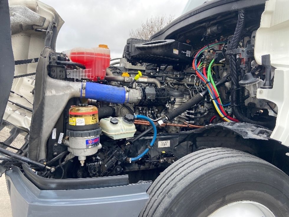 Day Cab Tractor-Heavy Duty Tractors-Freightliner-2020-T12664ST-San Antonio-TX-164,672\n\t\tmiles-$ 66,000 - Image 16