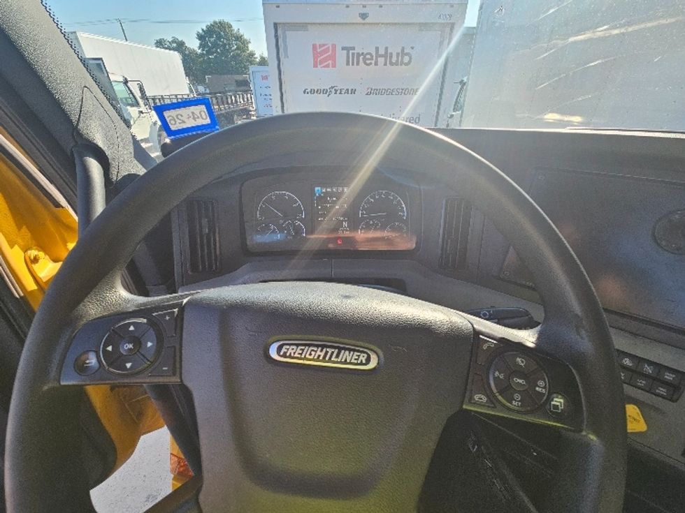 Day Cab Tractor-Heavy Duty Tractors-Freightliner-2020-T12664ST-San Antonio-TX-198,758\n\t\tmiles-$ 64,000 - Image 11