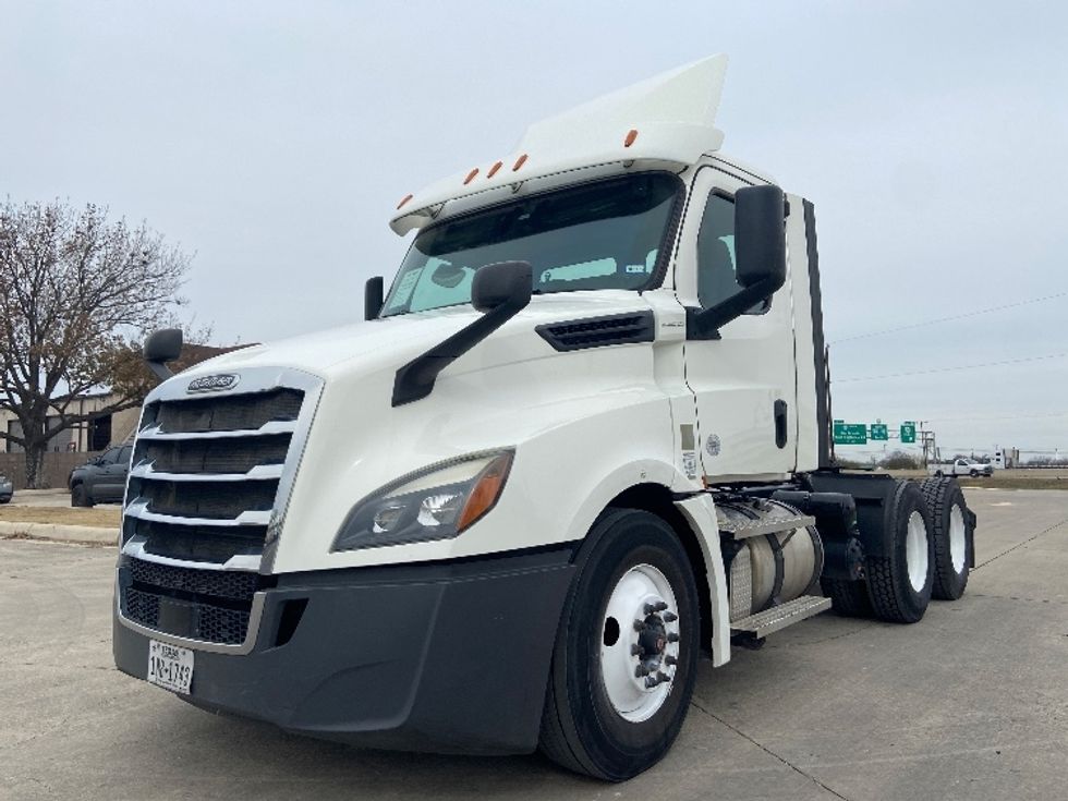 Day Cab Tractor-Heavy Duty Tractors-Freightliner-2020-T12664ST-San Antonio-TX-199,527\n\t\tmiles-$ 64,000 - Image 3