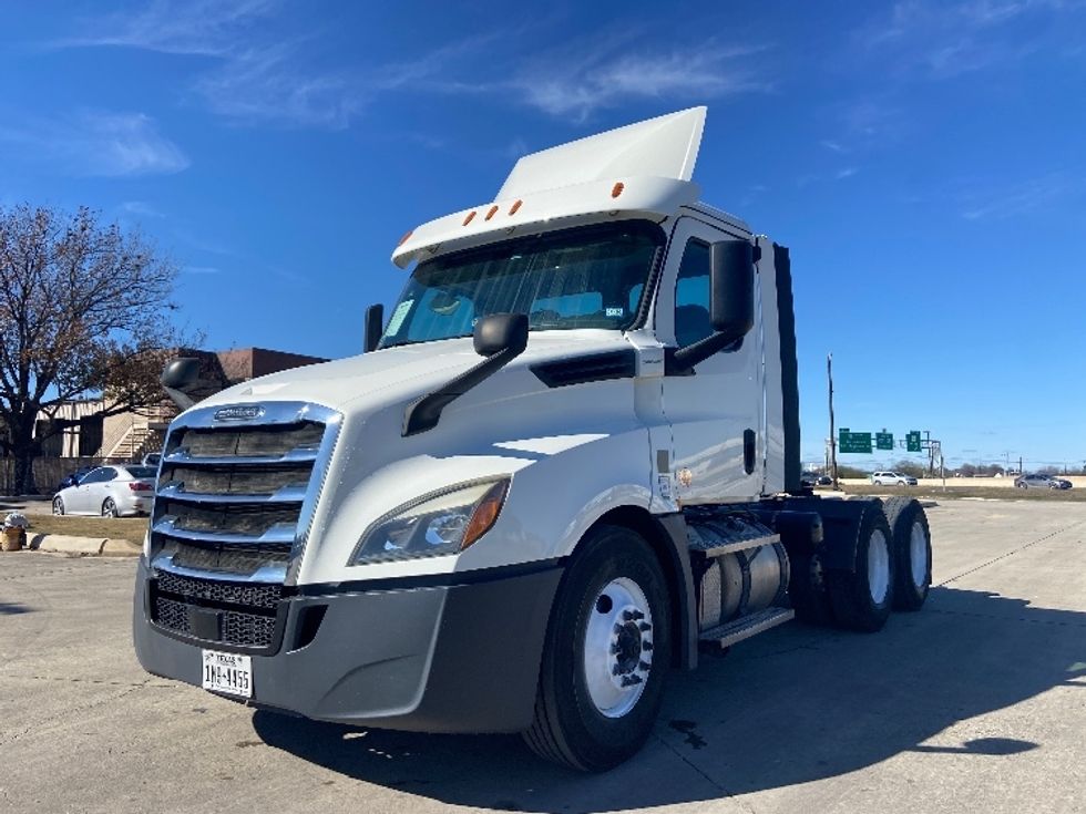 Day Cab Tractor-Heavy Duty Tractors-Freightliner-2020-T12664ST-San Antonio-TX-213,462\n\t\tmiles-$ 63,000 - Image 3