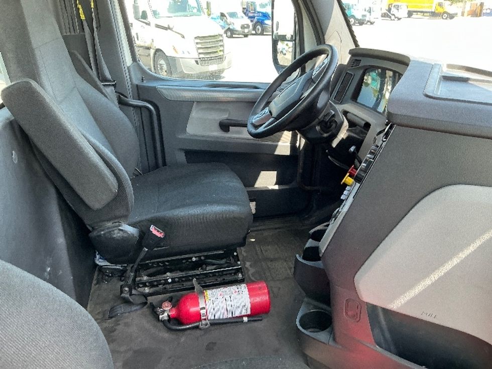 Day Cab Tractor-Heavy Duty Tractors-Freightliner-2020-T12664ST-San Antonio-TX-242,806\n\t\tmiles-$ 67,250 - Image 14