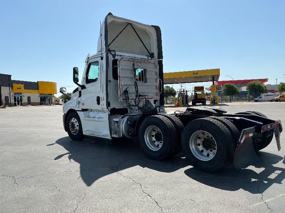 Day Cab Tractor-Heavy Duty Tractors-Freightliner-2020-T12664ST-San Antonio-TX-242,806\n\t\tmiles-$ 67,250 - Image 5