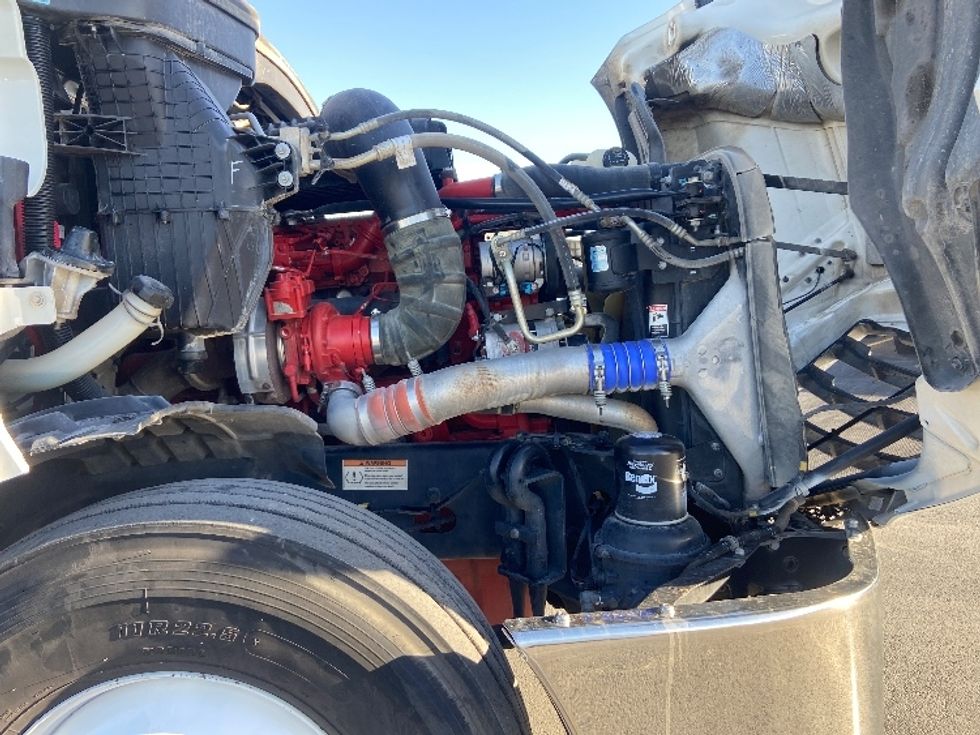 Day Cab Tractor-Heavy Duty Tractors-Freightliner-2020-T12664ST-San Antonio-TX-251,398\n\t\tmiles-$ 57,000 - Image 15