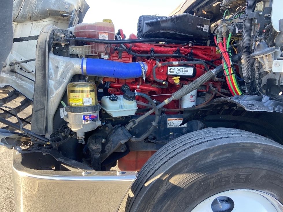 Day Cab Tractor-Heavy Duty Tractors-Freightliner-2020-T12664ST-San Antonio-TX-251,398\n\t\tmiles-$ 57,000 - Image 16