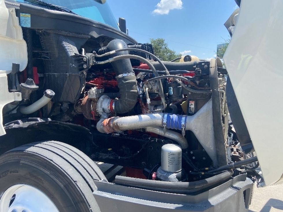Day Cab Tractor-Heavy Duty Tractors-Freightliner-2020-T12664ST-San Antonio-TX-370,564\n\t\tmiles-$ 53,750 - Image 15