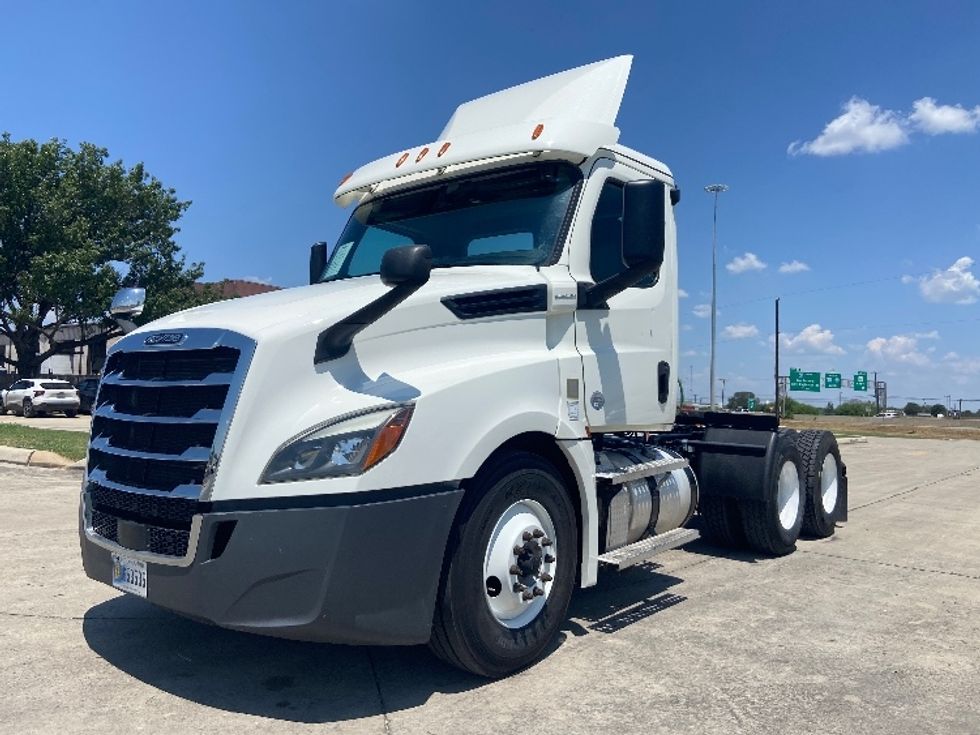 Day Cab Tractor-Heavy Duty Tractors-Freightliner-2020-T12664ST-San Antonio-TX-370,564\n\t\tmiles-$ 53,750 - Image 3