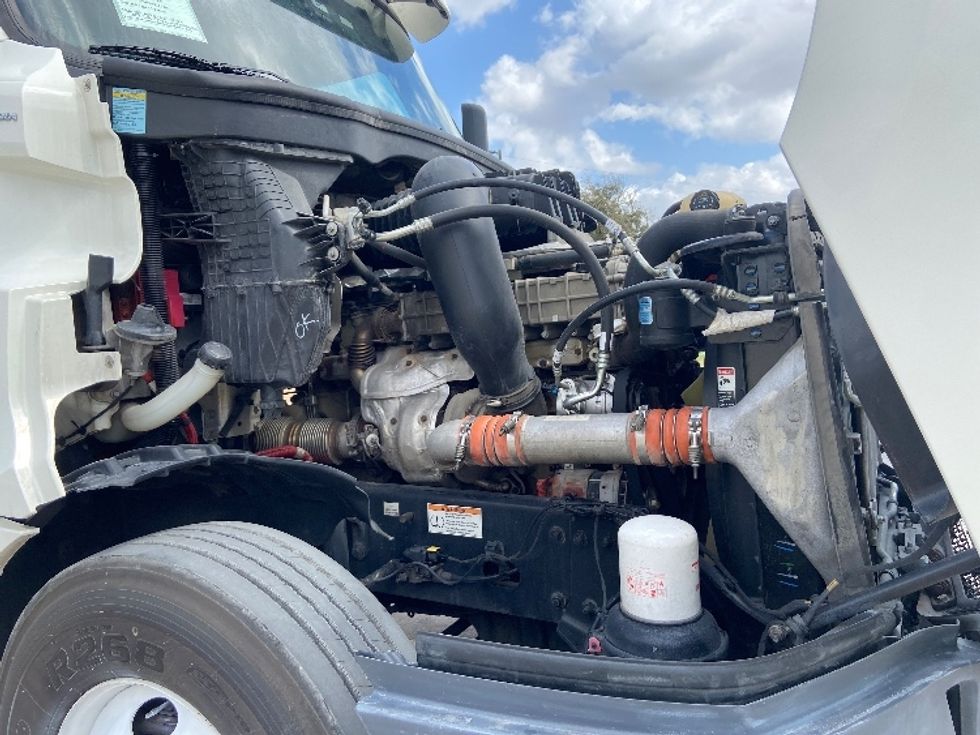 Day Cab Tractor-Heavy Duty Tractors-Freightliner-2020-T12664ST-San Antonio-TX-412,153\n\t\tmiles-$ 51,000 - Image 15