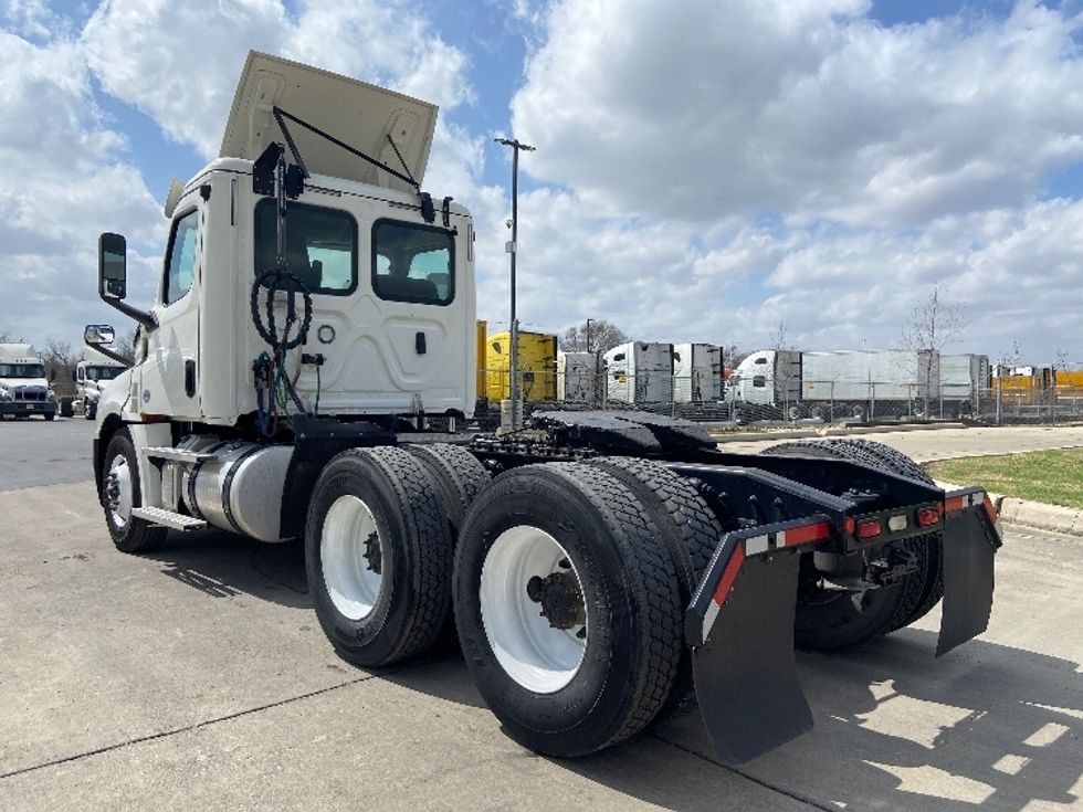 Day Cab Tractor-Heavy Duty Tractors-Freightliner-2020-T12664ST-San Antonio-TX-412,153\n\t\tmiles-$ 51,000 - Image 5