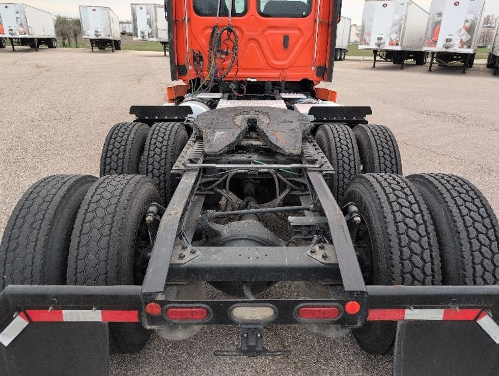 Day Cab Tractor-Heavy Duty Tractors-Freightliner-2020-T12664ST-San Antonio-TX-456,949\n\t\tmiles-$ 48,000 - Image 6