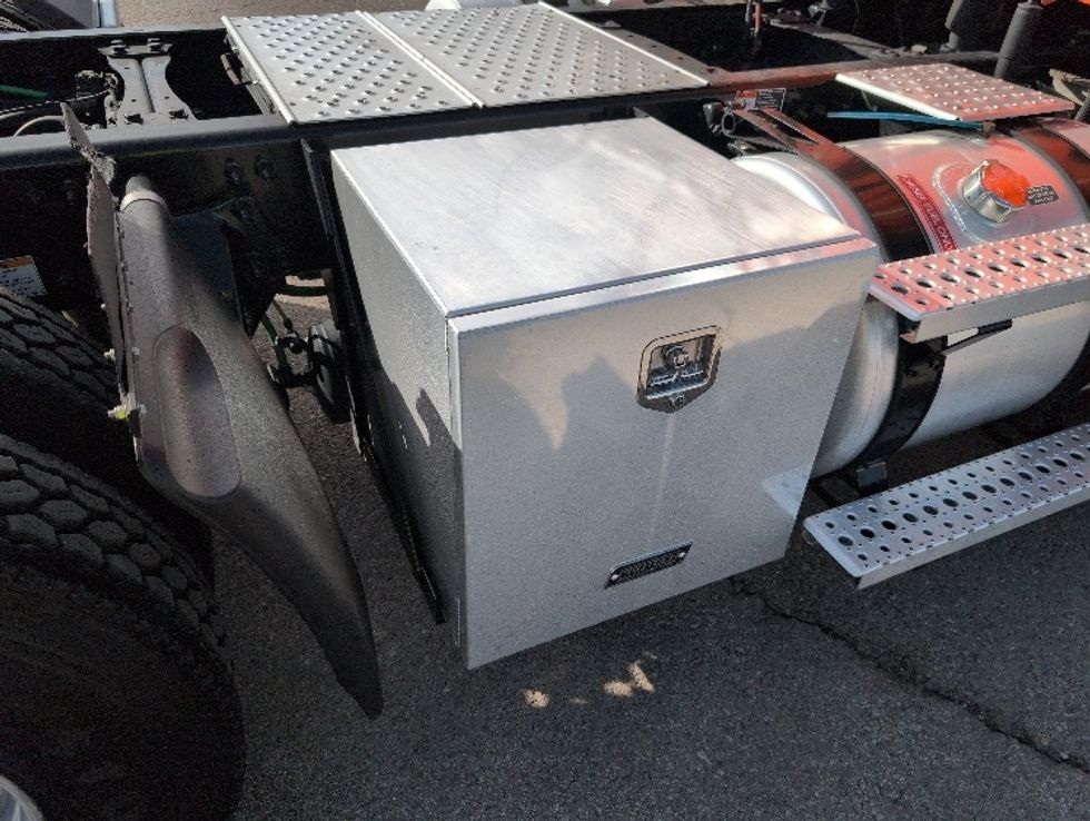 Day Cab Tractor-Heavy Duty Tractors-Freightliner-2020-T12664ST-San Antonio-TX-479,227\n\t\tmiles-$ 44,250 - Image 17