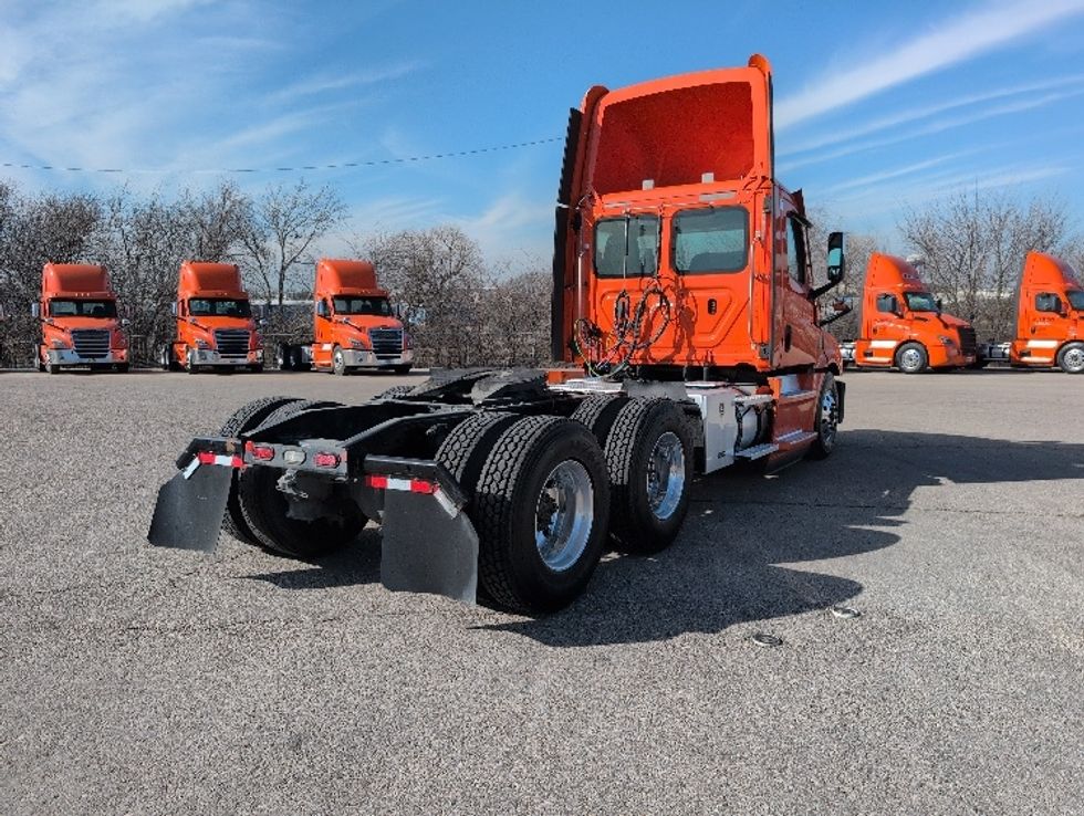 Day Cab Tractor-Heavy Duty Tractors-Freightliner-2020-T12664ST-San Antonio-TX-479,227\n\t\tmiles-$ 44,250 - Image 7