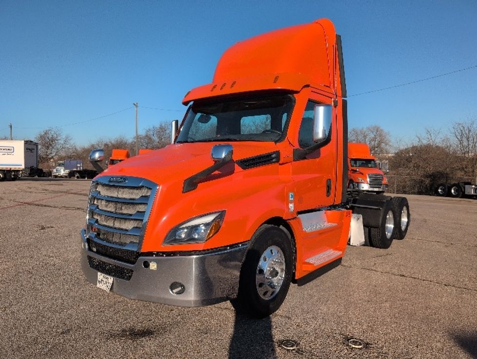 Day Cab Tractor-Heavy Duty Tractors-Freightliner-2020-T12664ST-San Antonio-TX-493,387\n\t\tmiles-$ 43,250 - Image 3