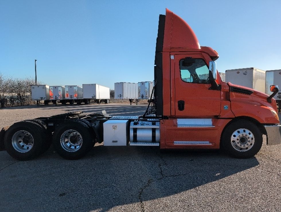 Day Cab Tractor-Heavy Duty Tractors-Freightliner-2020-T12664ST-San Antonio-TX-493,387\n\t\tmiles-$ 43,250 - Image 8