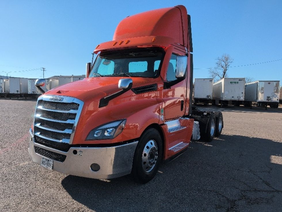 Day Cab Tractor-Heavy Duty Tractors-Freightliner-2020-T12664ST-San Antonio-TX-502,340\n\t\tmiles-$ 42,250 - Image 3