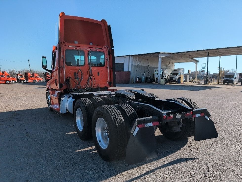 Day Cab Tractor-Heavy Duty Tractors-Freightliner-2020-T12664ST-San Antonio-TX-502,340\n\t\tmiles-$ 42,250 - Image 5