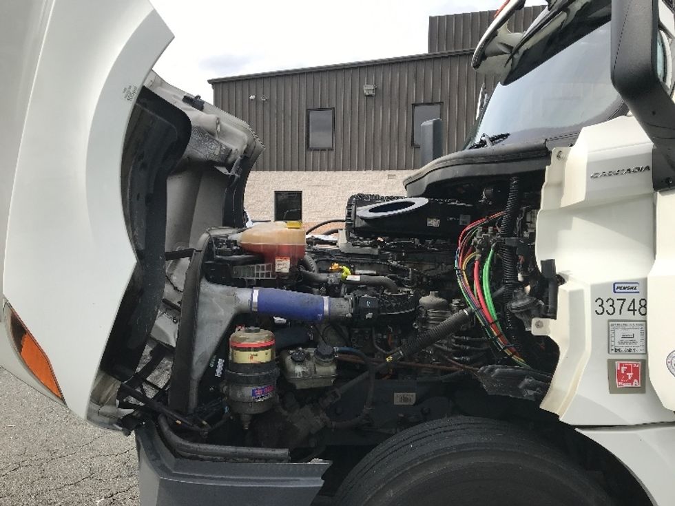 Day Cab Tractor-Heavy Duty Tractors-Freightliner-2020-T12664ST-Sandston-VA-575,079\n\t\tmiles-$ 47,000 - Image 16