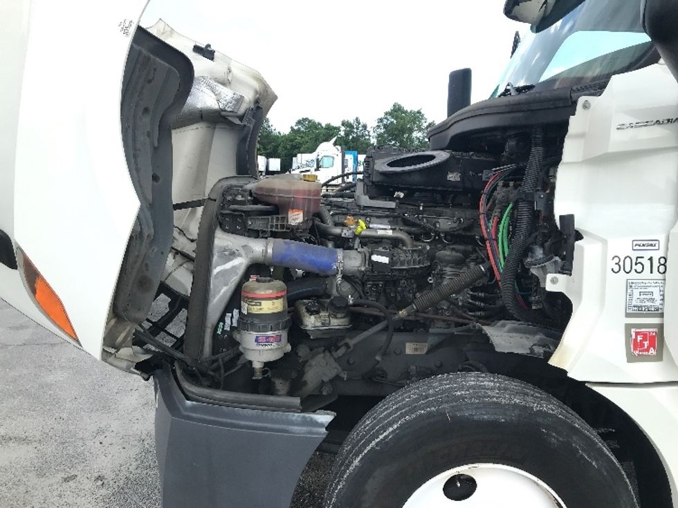 Day Cab Tractor-Heavy Duty Tractors-Freightliner-2020-T12664ST-Shreveport-LA-209,116\n\t\tmiles-$ 82,500 - Image 16
