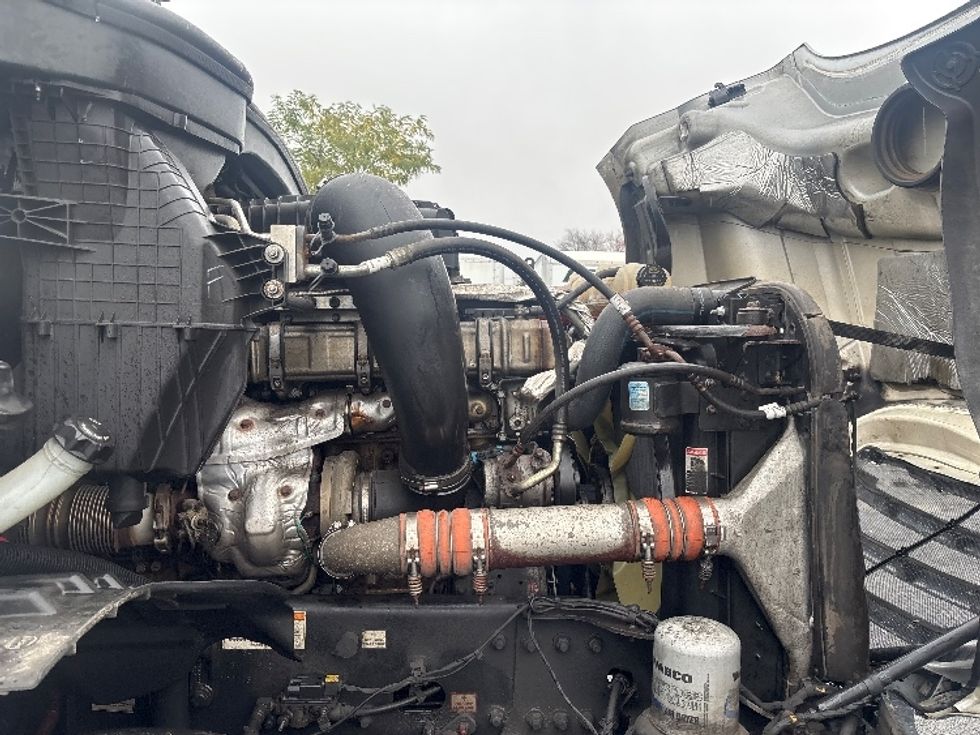 Day Cab Tractor-Heavy Duty Tractors-Freightliner-2020-T12664ST-South Plainfield-NJ-464,079\n\t\tmiles-$ 40,750 - Image 15