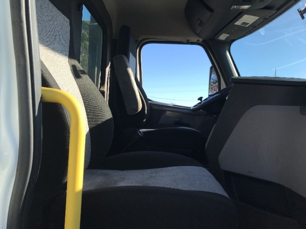 Day Cab Tractor-Heavy Duty Tractors-Freightliner-2020-T12664ST-Spartanburg-SC-361,388\n\t\tmiles-$ 63,250 - Image 14