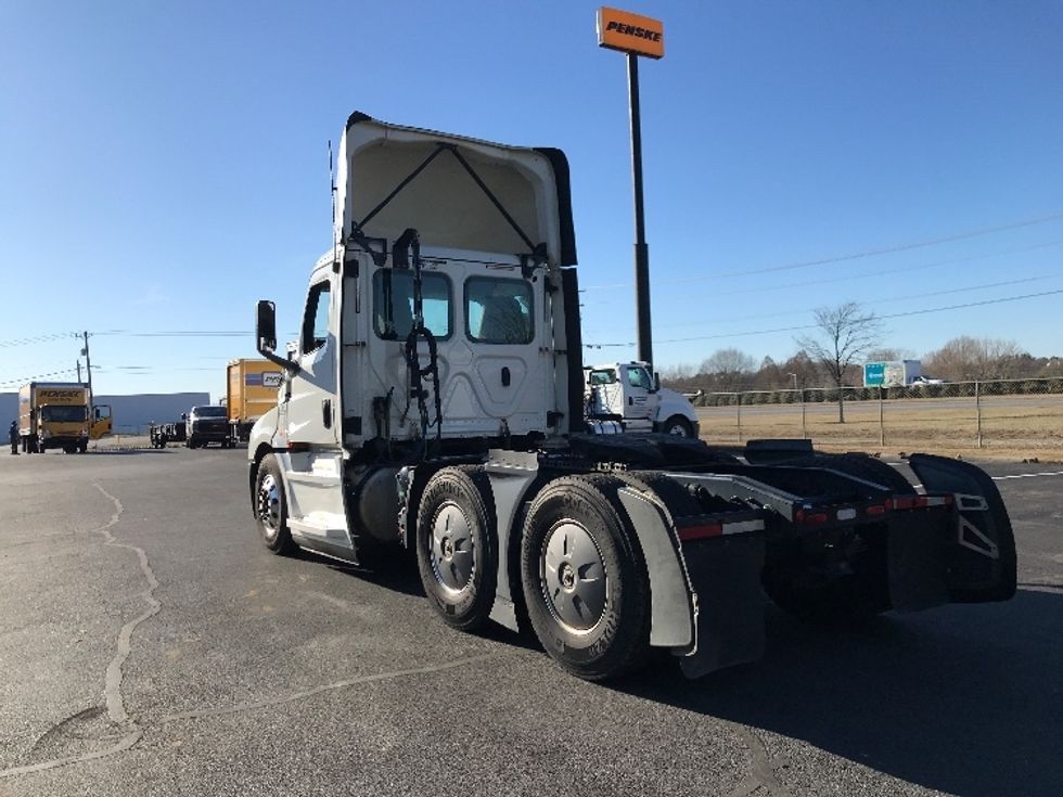 Day Cab Tractor-Heavy Duty Tractors-Freightliner-2020-T12664ST-Spartanburg-SC-361,388\n\t\tmiles-$ 63,250 - Image 5