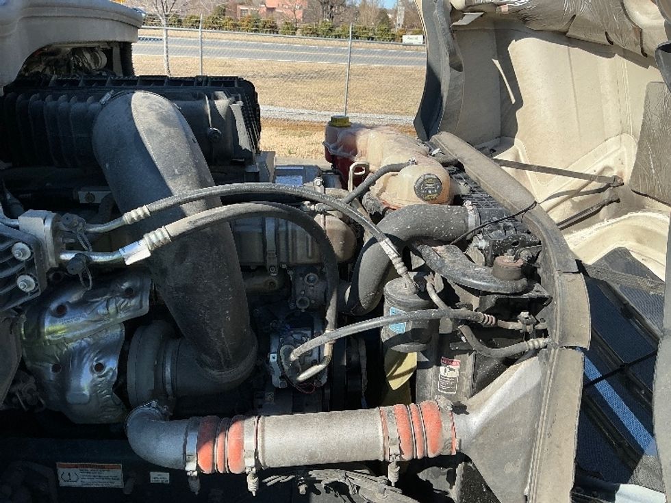 Day Cab Tractor-Heavy Duty Tractors-Freightliner-2020-T12664ST-Spartanburg-SC-367,009\n\t\tmiles-$ 63,000 - Image 13