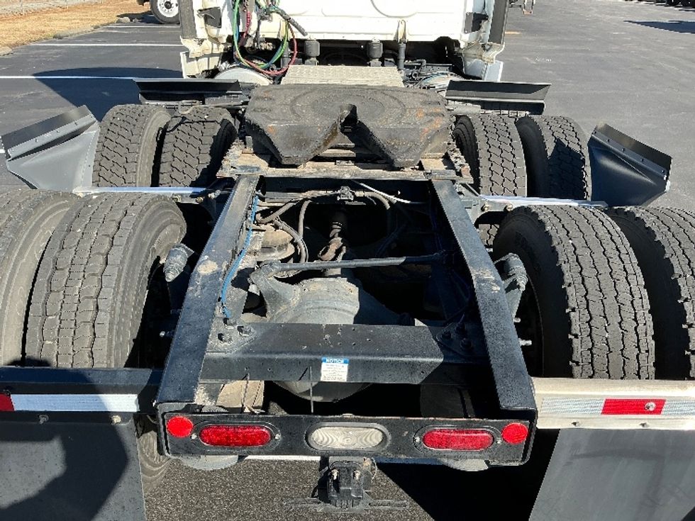 Day Cab Tractor-Heavy Duty Tractors-Freightliner-2020-T12664ST-Spartanburg-SC-367,009\n\t\tmiles-$ 63,000 - Image 6