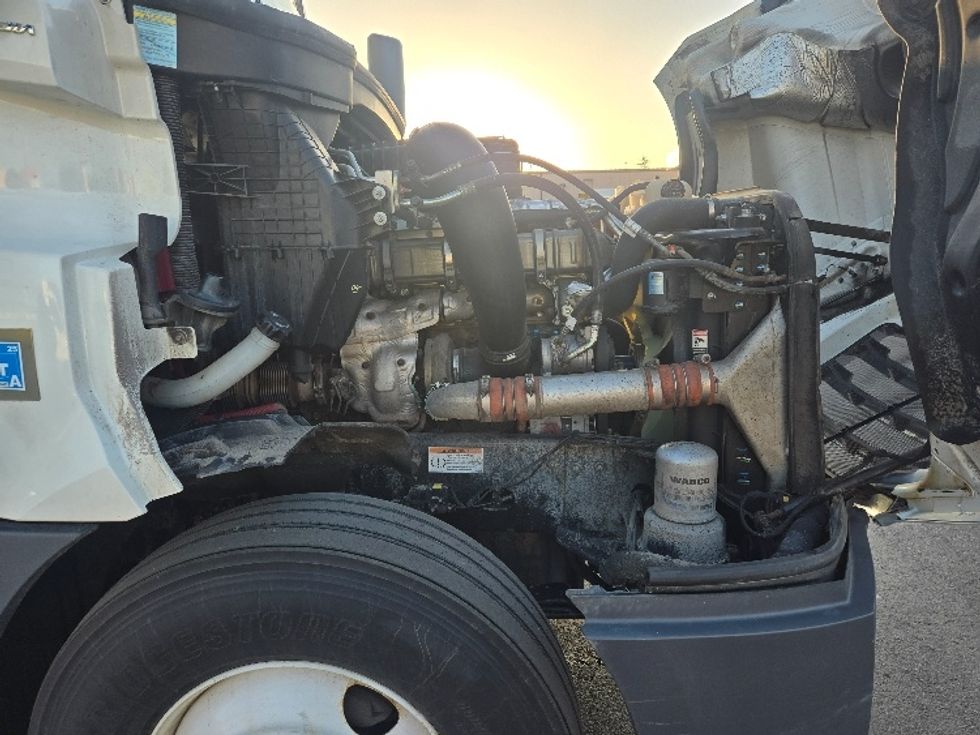 Day Cab Tractor-Heavy Duty Tractors-Freightliner-2020-T12664ST-Spokane Valley-WA-473,201\n\t\tmiles-$ 51,000 - Image 15