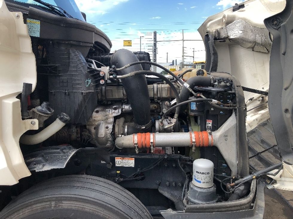 Day Cab Tractor-Heavy Duty Tractors-Freightliner-2020-T12664ST-Spokane Valley-WA-483,906\n\t\tmiles-$ 48,250 - Image 15