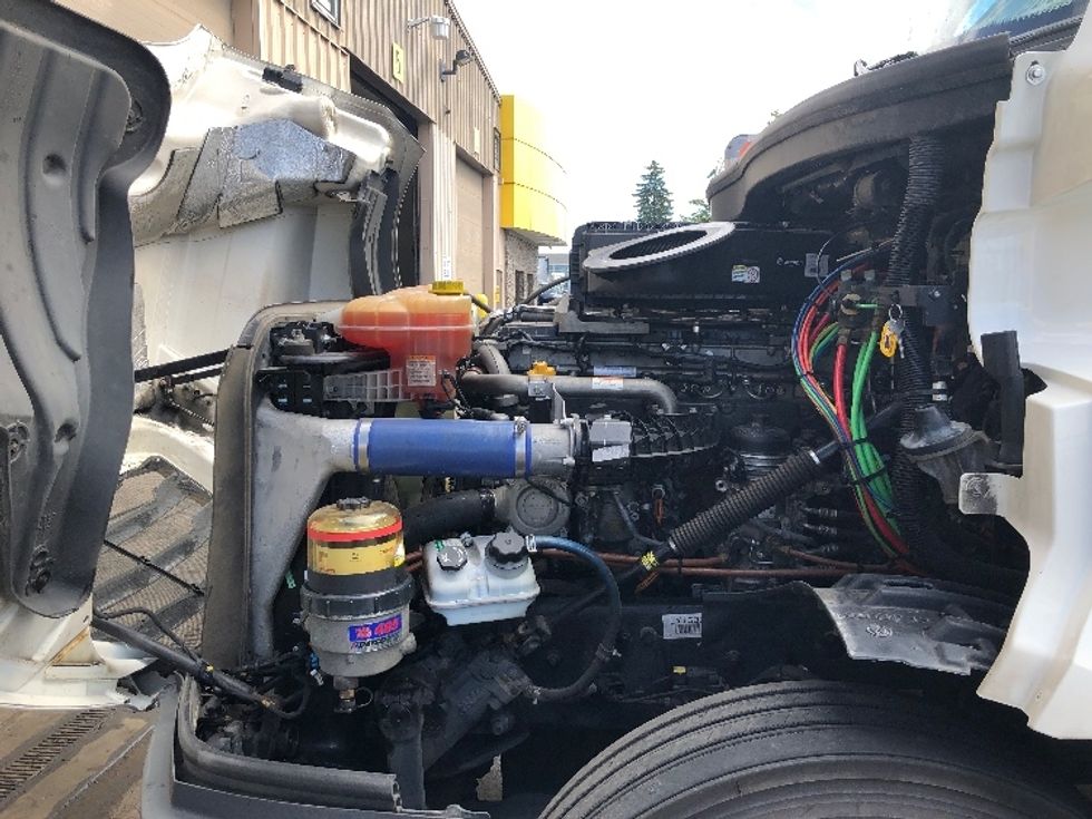 Day Cab Tractor-Heavy Duty Tractors-Freightliner-2020-T12664ST-Spokane Valley-WA-483,906\n\t\tmiles-$ 48,250 - Image 16