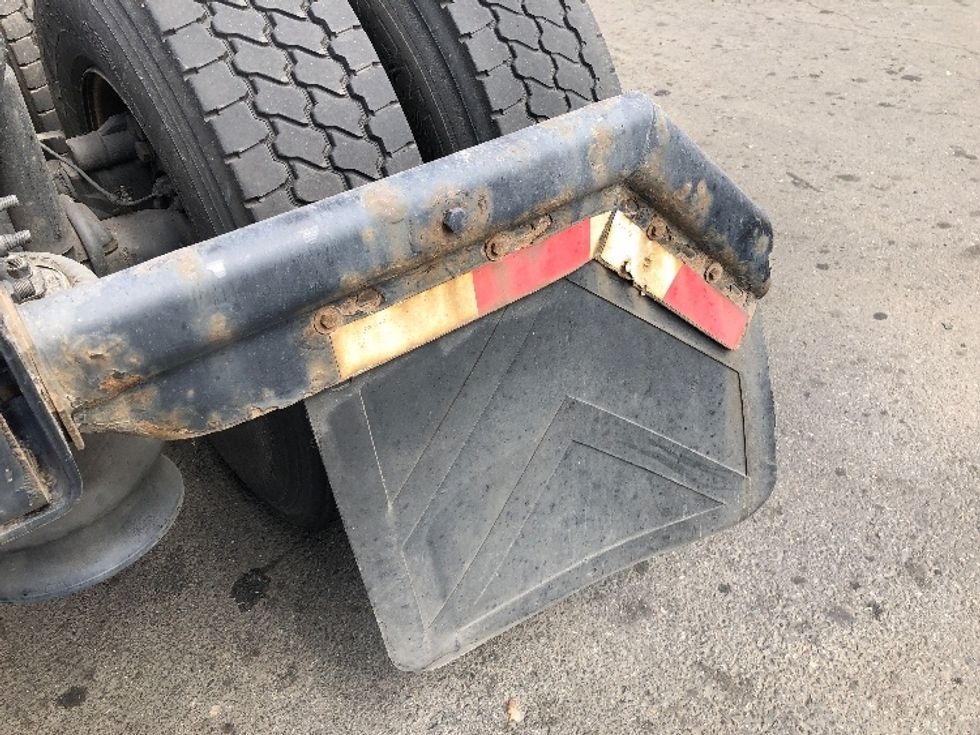 Day Cab Tractor-Heavy Duty Tractors-Freightliner-2020-T12664ST-Spokane Valley-WA-483,906\n\t\tmiles-$ 48,250 - Image 20